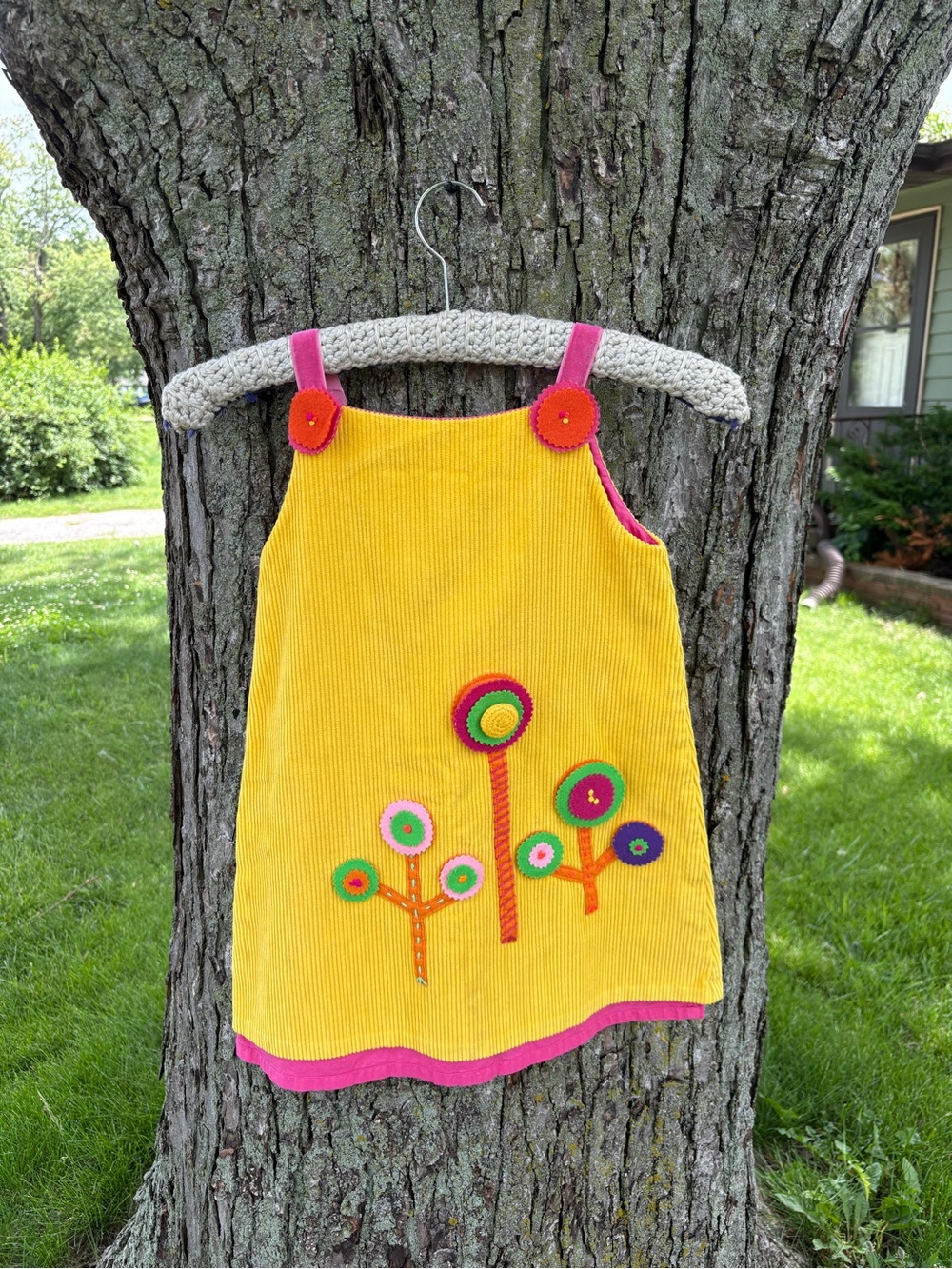 Lola et Moi Yellow Corduroy Jumper Dress Girls Size 4